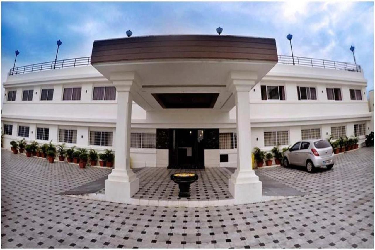 Hotel Sea Face Kanyakumari Esterno foto